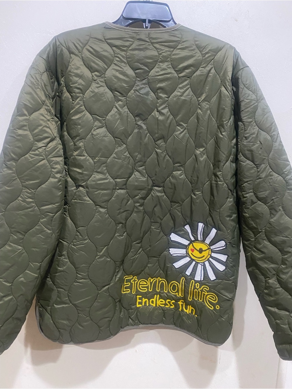 First Row LARGE Oversized Embroidered Puffer Jacket Olive Green - Picture 2 of 5